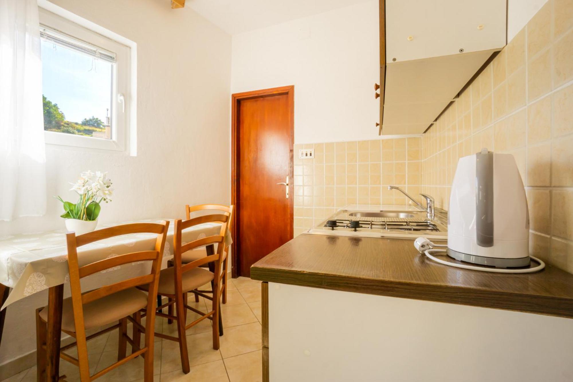 Apartment And Room Bacic ميتغنا الغرفة الصورة
